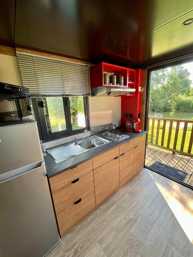 Вилла Domaine Des Galinaces Roulotte La Roussette 2-4P Marigny-les-Reullee Экстерьер фото
