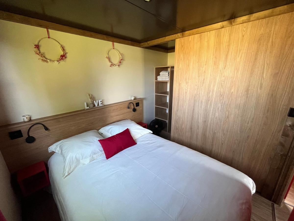 Вилла Domaine Des Galinaces Roulotte La Roussette 2-4P Marigny-les-Reullee Экстерьер фото