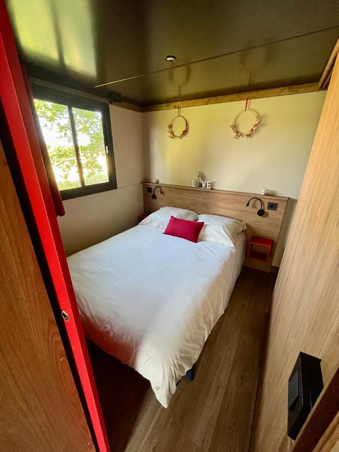 Вилла Domaine Des Galinaces Roulotte La Roussette 2-4P Marigny-les-Reullee Экстерьер фото