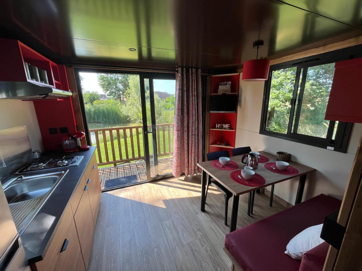 Вилла Domaine Des Galinaces Roulotte La Roussette 2-4P Marigny-les-Reullee Экстерьер фото